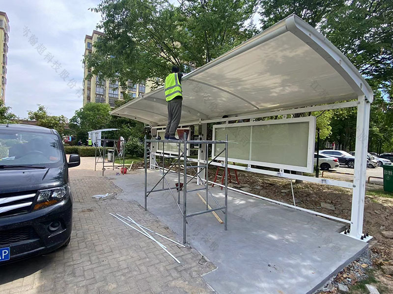 张拉膜自行车棚
