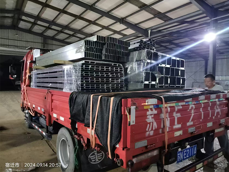 铝合金车棚
