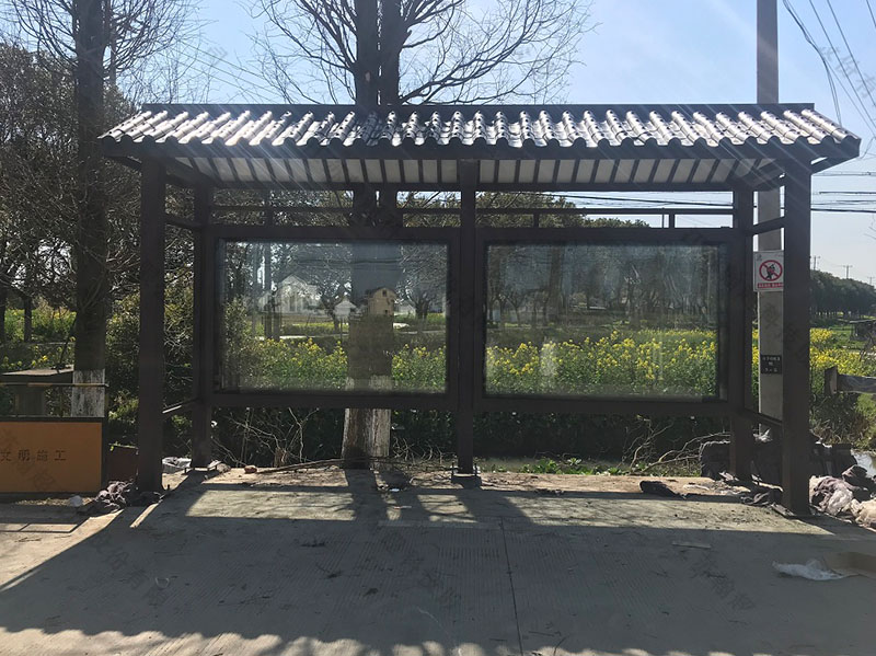 上海仿古公交站台安装实景