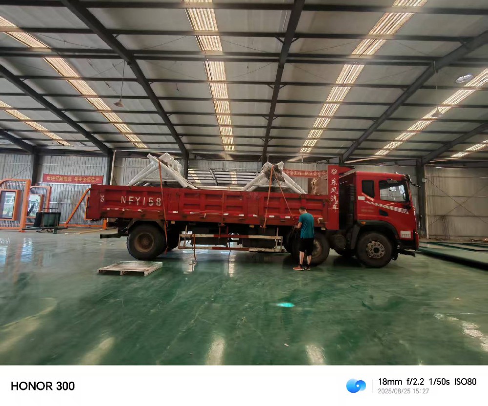 宿迁社区改造膜结构停车棚第4批发货