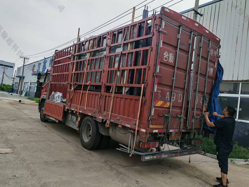 市政道路候车亭